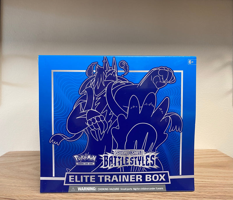 Pokémon TCG: Sword & Shield: Battle Styles - Elite Trainer Box (Gigantamax Rapid Strike Urshifu)